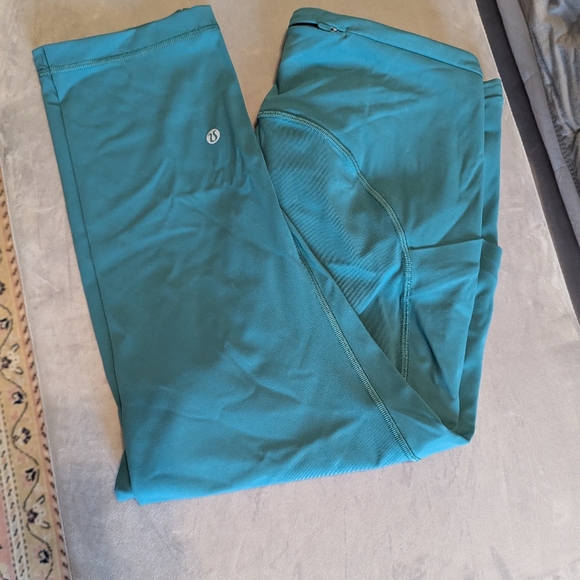 Lululemon leggings - Picture 1 of 3